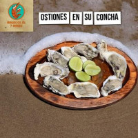 Mariscos Mares food