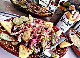 Mariscos Mares food