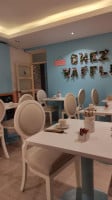 Chez Waffle inside