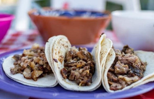 La Hortencia Barbacoa De Borrego food