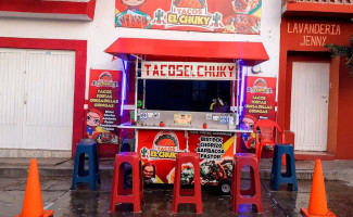 Tacos El Chuky inside