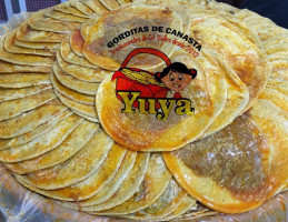 Gorditas De Canasta Yuya food