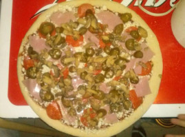 Mi Pizza food