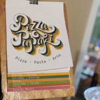 Pizza Papaki food