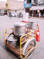 Cocina Económica Doña Toña food