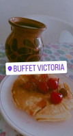 Buffet Victoria inside