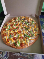 Armando's Pizza food