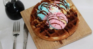 The Waffle Shop food