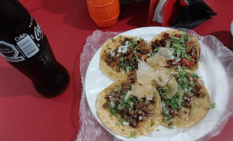 Taqueria Los Arandenses food