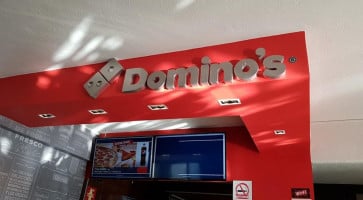 Domino's Pizza food