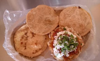 Taqueria Jassos food