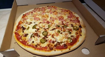 Panino's Pizza food