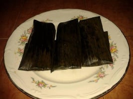 Tamales Huastecos El Tío Vikingo inside