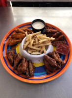 Crazy Wings food