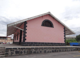 La Antigua Estación outside