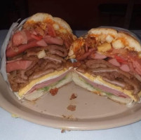 Tortas El Pachuquita food