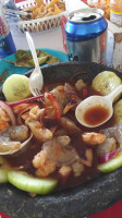 Mariscos El Perihuete food