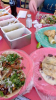 Taqueria El Zurdo food