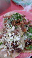 Taqueria El Zurdo food