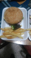 Pimpos Burger Y Wings food