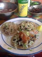 Taqueria Lopez food