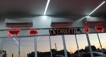 La Chuleta outside