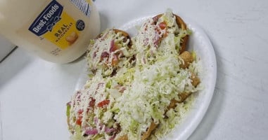 Taqueria El Buen Taquito food