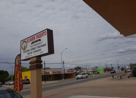 Taqueria El Buen Taquito outside