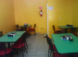 Taqueria Arandas inside