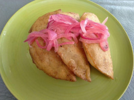 Cevicheros Cancun food