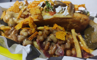 Hotdogs La Muncheria food