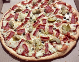 El Duende Pizza food