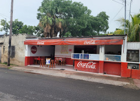 Taqueria Puchunguita inside