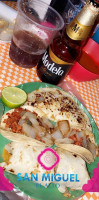 Taqueria Quezada food