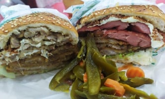 Super Tortas Calientes Madero food