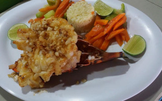 El Rincón Caribeño food