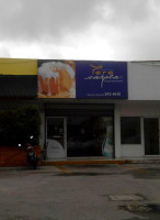 Tere Cazola Luna food