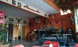 El Jaujal inside