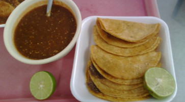 Tacos Tlaquepaque outside