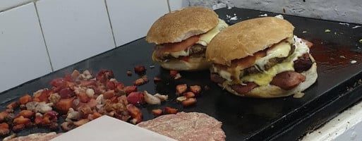 Tito's Burguer food