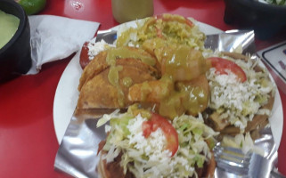 Tacos El Güero Las Puentes food