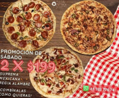 Shalom Café Pan Y Pizza food