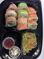 Makis Sushi food