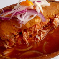 Tortas Ahogadas Y Carnitas Machain food