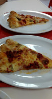 Yankee"s Pizza food