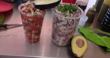 Mariscos Jarocho food