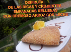 Ishla Delicias Del Mar food