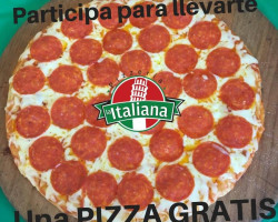 Pizzería La Italiana food