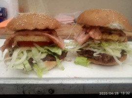 Chiras Burguer food