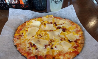 Fogatas Pizza food